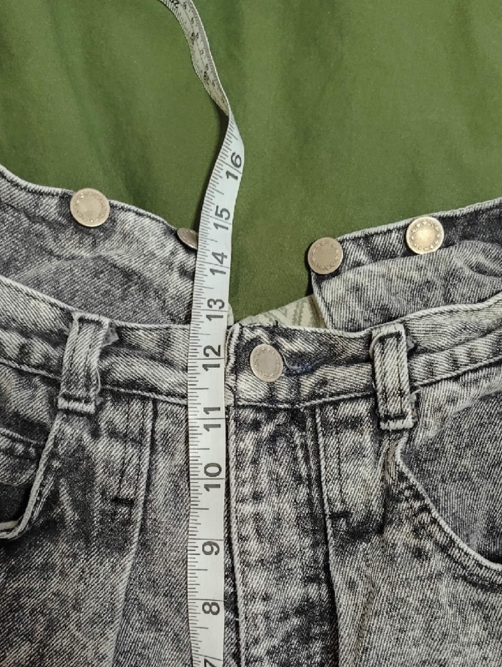 High-Waisted Vintage Acid Wash  Women’s Jeans - Gray - Picture 7 of 8